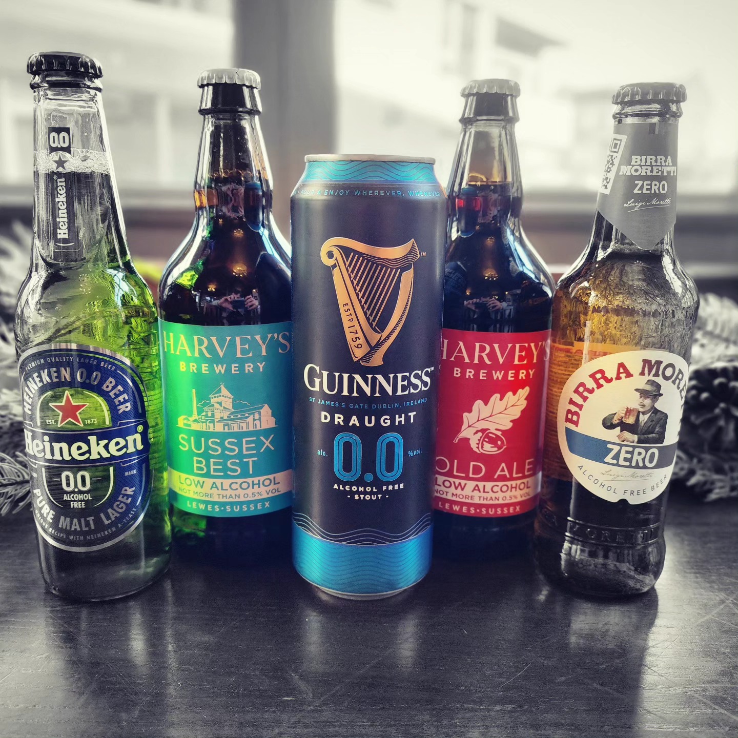 Easing off after a heavy Christmas?
We have you covered with 5 Low/No Alcohol beers, 2 of which from us at @harveysbrewery.
So at least you don't have to give up the pub this January!
#dryjanuary #lowalcoholbeer #lowalcohol #beer