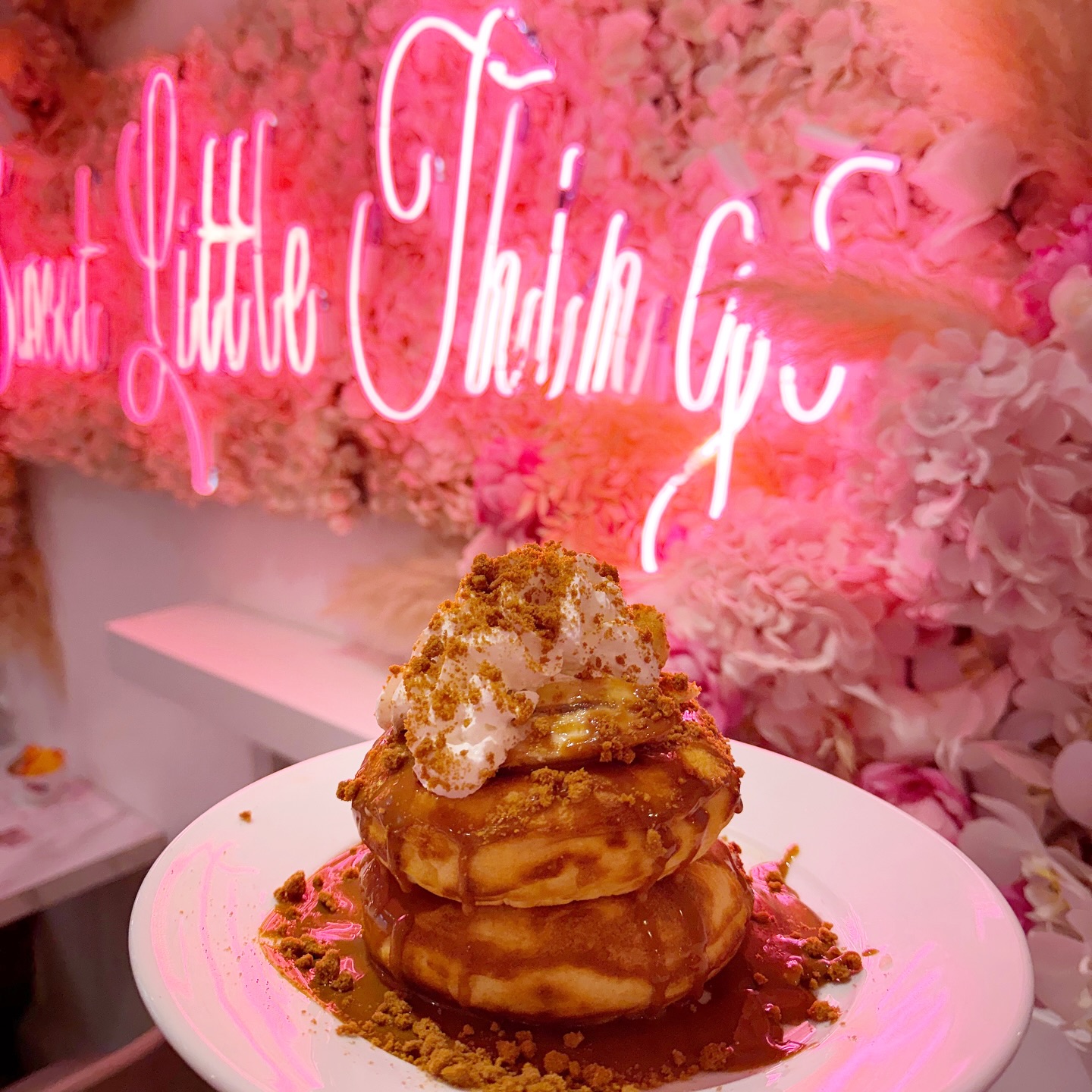 🥞✨ Are you ready for a pancake heaven? 🥞
For ONE WEEK ONLY, from 16th-22nd February, indulge in our SLT Pancakes!
Treat yourself to a delicious stack of pancakes paired with any hot drink, all for just £10 per person! 😍 But hurry, this offer is booking only, so make sure you secure your spot!
We know times are tough at the moment so make the most of this bargain offer!🍯☕️💖
#PancakeLovers #LimitedTimeOffer #SweetTreats