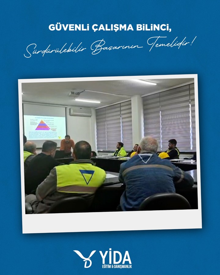 Baştaş Hazır Beton Ankara Tesisi’nde, hazır beton sektörüne özel İş Sağlığı ve Güvenliği Kültür Artırma Eğitimi başarıyla tamamlandı. Güvenli çalışma alışkanlıklarını güçlendiren bu eğitimle, sahada riskleri azaltmayı ve sürdürülebilir bir iş kültürü oluşturmayı hedefliyoruz. Çünkü bizim için güvenlik, işin ayrılmaz bir parçasıdır.