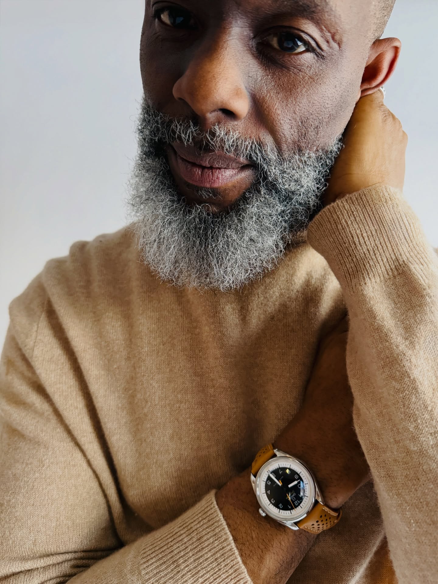 Built for clarity under pressure.
A Seamaster that carries the Olympic tradition forward—confident, composed, and grounded in purpose.
The rich dial and warm leather bring balance to winter light, reminding us that great timing is as much about feel as it is about function.
Watch: Omega Seamaster Olympic – Official Timekeeper
Ref: 522.32.40.20.01.002
—
#TimeSublime
#OmegaSeamaster
#OlympicTimekeeper
#WinterOlympics
#jaymznylonofficial