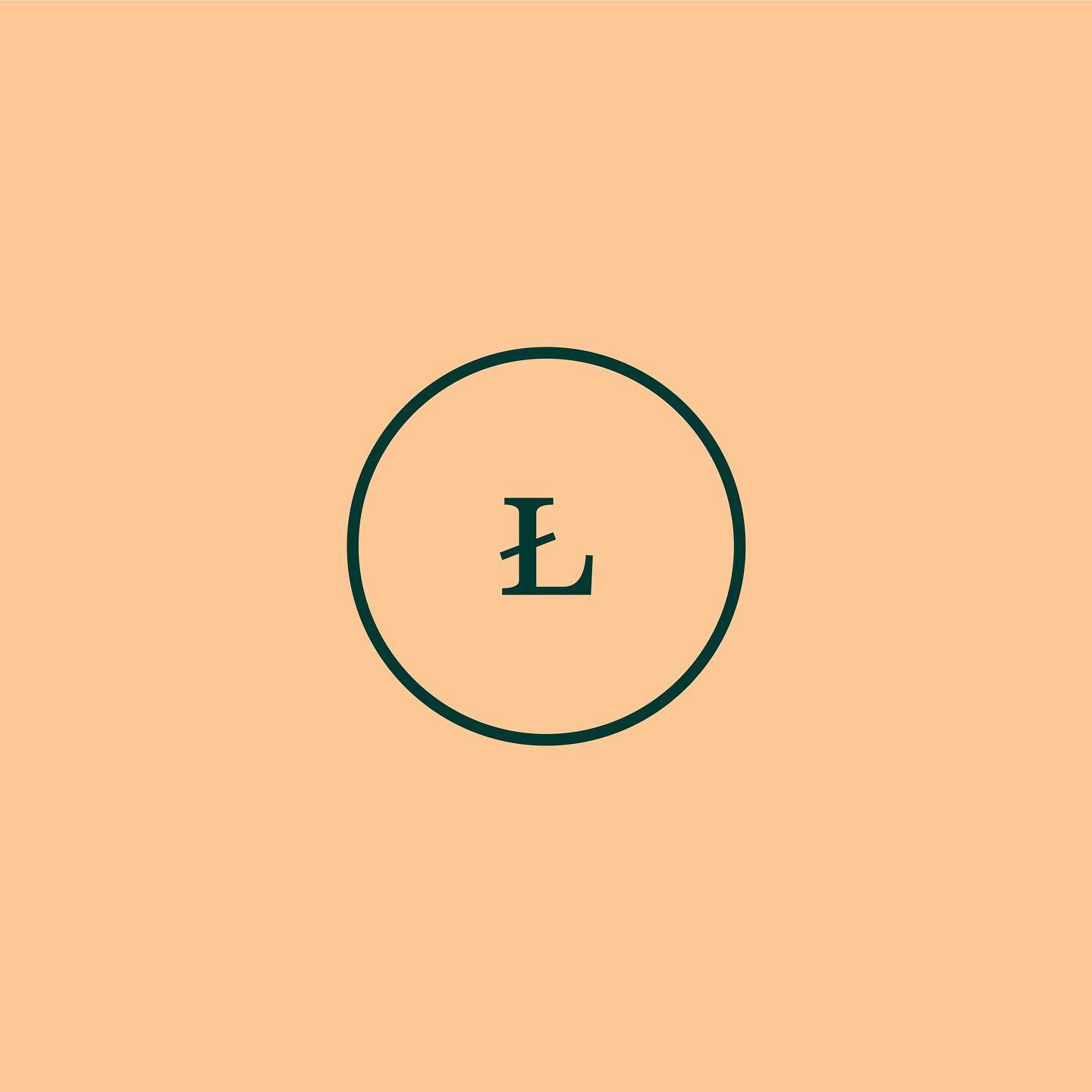 Leno. Logo and brand identity per un ristorante con cucina Finger Food a Houston, Texas. Be ready for delicious content!
—
#branding #graphic #graphicdesign #inspofinds #typography #logodesign #behance #logoinspirations #designmilk #thebrandidentity #mindsparklemagazine #solertestudio #giornidaautunno