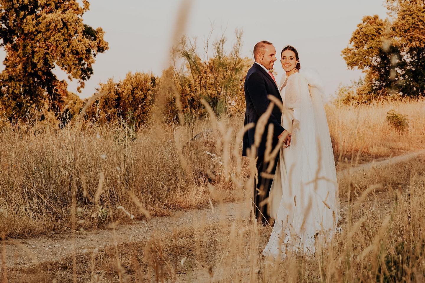 Davinia&Ismael. #bodasverano2022 #married #wedding #naturaleza #campo #lifestyle #novios #novia #novio #boda #reportajeboda