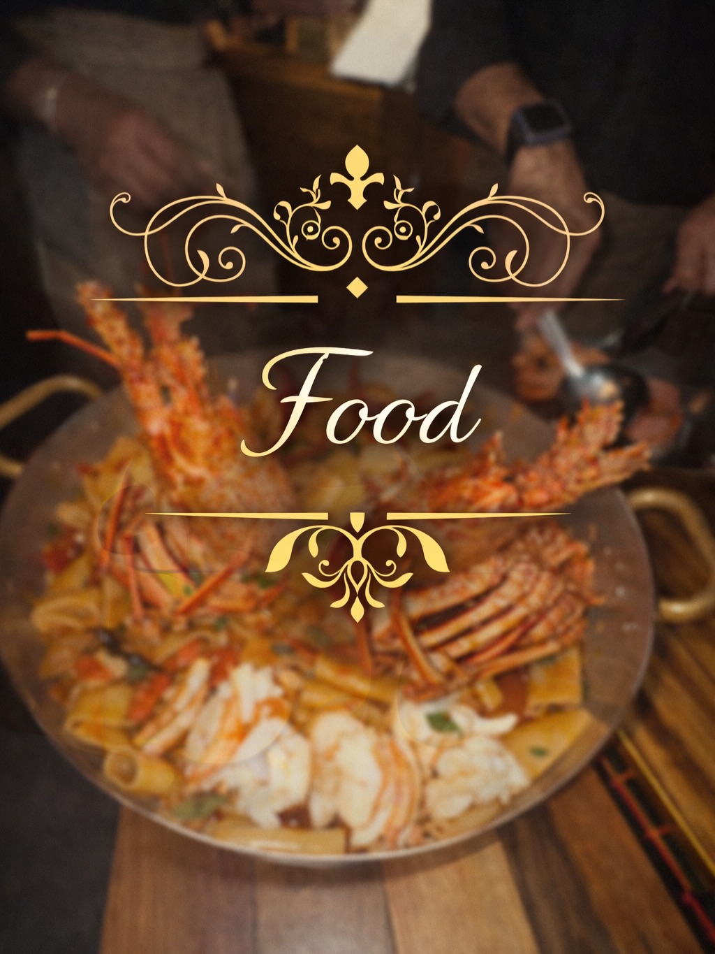 La Petite Langoustine
Qui si parla solo di food.
Niente distrazioni.
Solo cucina, gesto, sapore.
Il piatto arriva, lo guardi, capisci… e poi sparisce.
Da La Petite Langoustine il cibo non accompagna l’esperienza.
È l’esperienza.