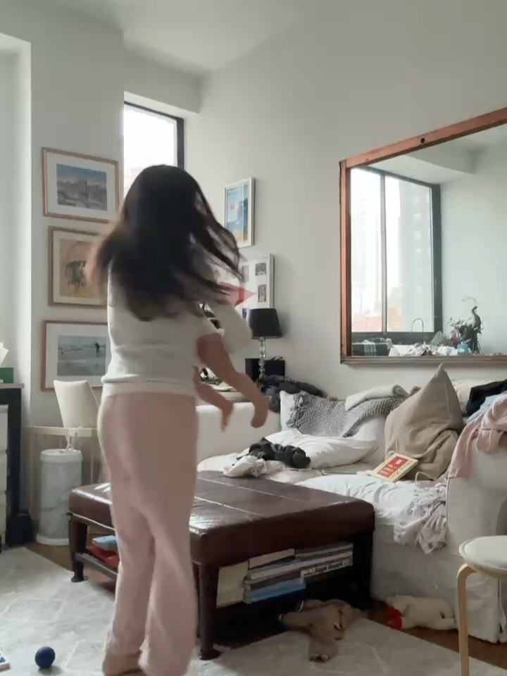 I move so my body supports my life, not limits it.
Movement makes me feel alive. It helps quiet the noise in my head, release stress in my body, and bring me back to the present moment. Music, breath, grounding, somatic movement, slow mindful movement, dance.
My baby reminds me movement is play, not punishment. I move to stay strong for motherhood, mobile for life, and connected to my body. I don’t want a body that ages me or limits what I love.
Movement is how I come home to myself.
What inspires you to move?✨