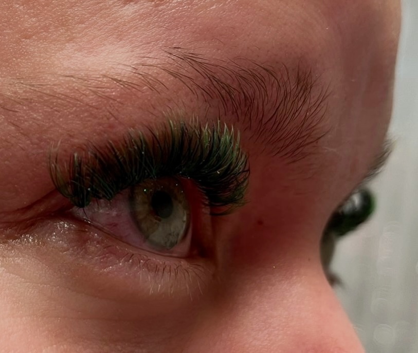 Green lashes ๐๐