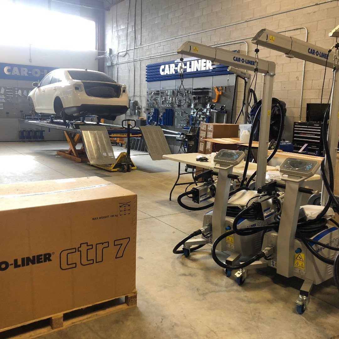 CTR 7 SPRING PROMOTIONAL PRICING!!
Contact us today to get yours delivered before the sale ends.
We carry a limited supply in our Richmond Hill office.
CCIAP and CCC approved welder.
Call for specifications on the equipment or questions about certification for your shop. 905-475-5600
Is this your CTR 7 in the box?