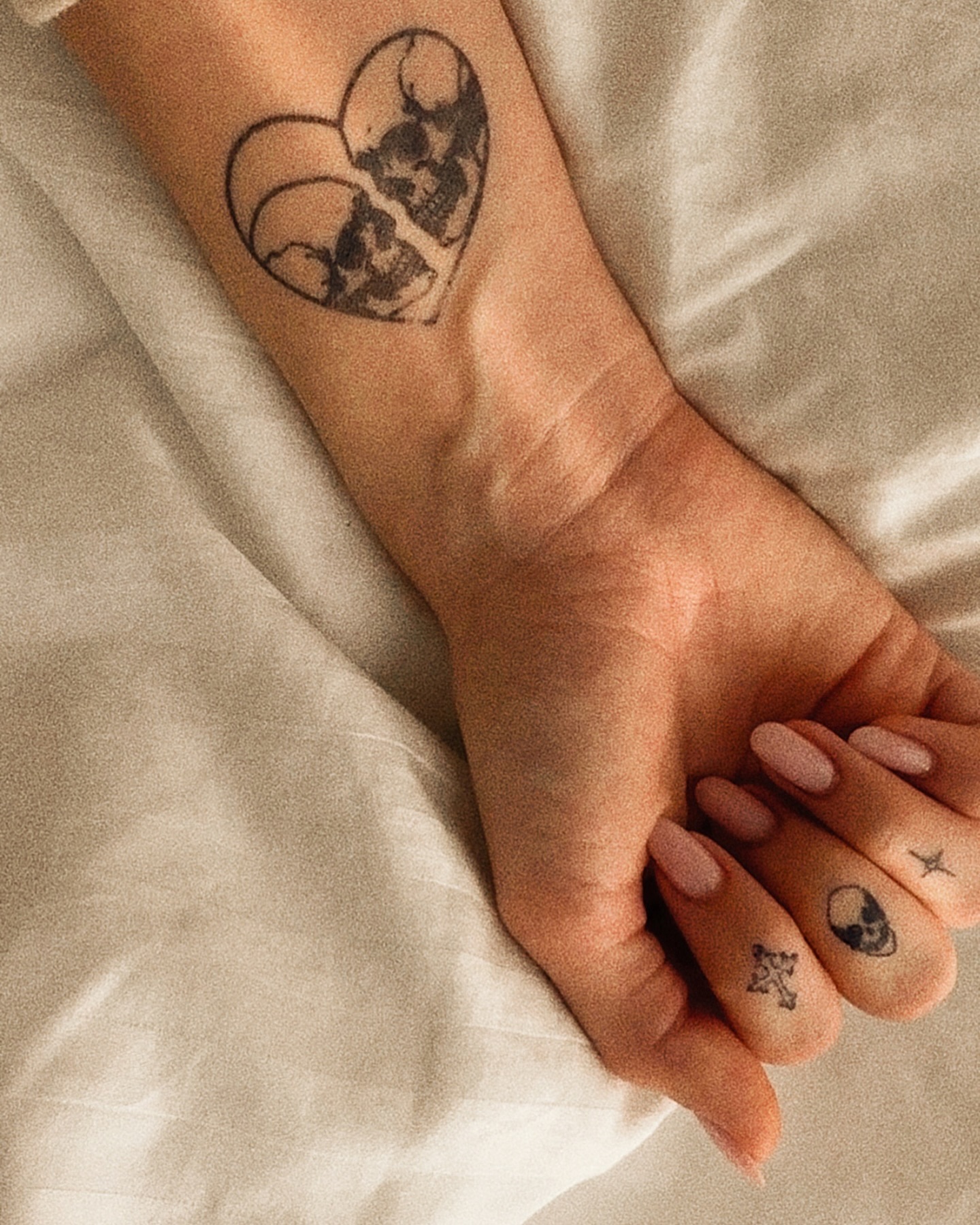 Plant-based natural 1-2 week tattoos! Get 3 for 2 with code: 3INKSTAMPS
Quick delivery worldwide dispatched from London 🇬🇧! Free delivery for orders over £20💫
Shop now: www.inkstamps.co.uk | Link in bio.
.
.
.
.
.
#inkstamps #tattoolondon #minimalisttattoo #fingertattoos #fingerstattoos #flowertattoo #cosmictattoo #zodiactattoo #universetattoo #linework #delicatetattoo #smalltattoo #moderntattoo #portraittattoo #semipermanenttattoos
#matchingtattoos #hearttattoo #moontattoo #1weektattoos #theartoftattoos #tattoomagazine #temporarytattoos #coreantattoo #coreanstyletattoo #fineline #singleneedletattoos