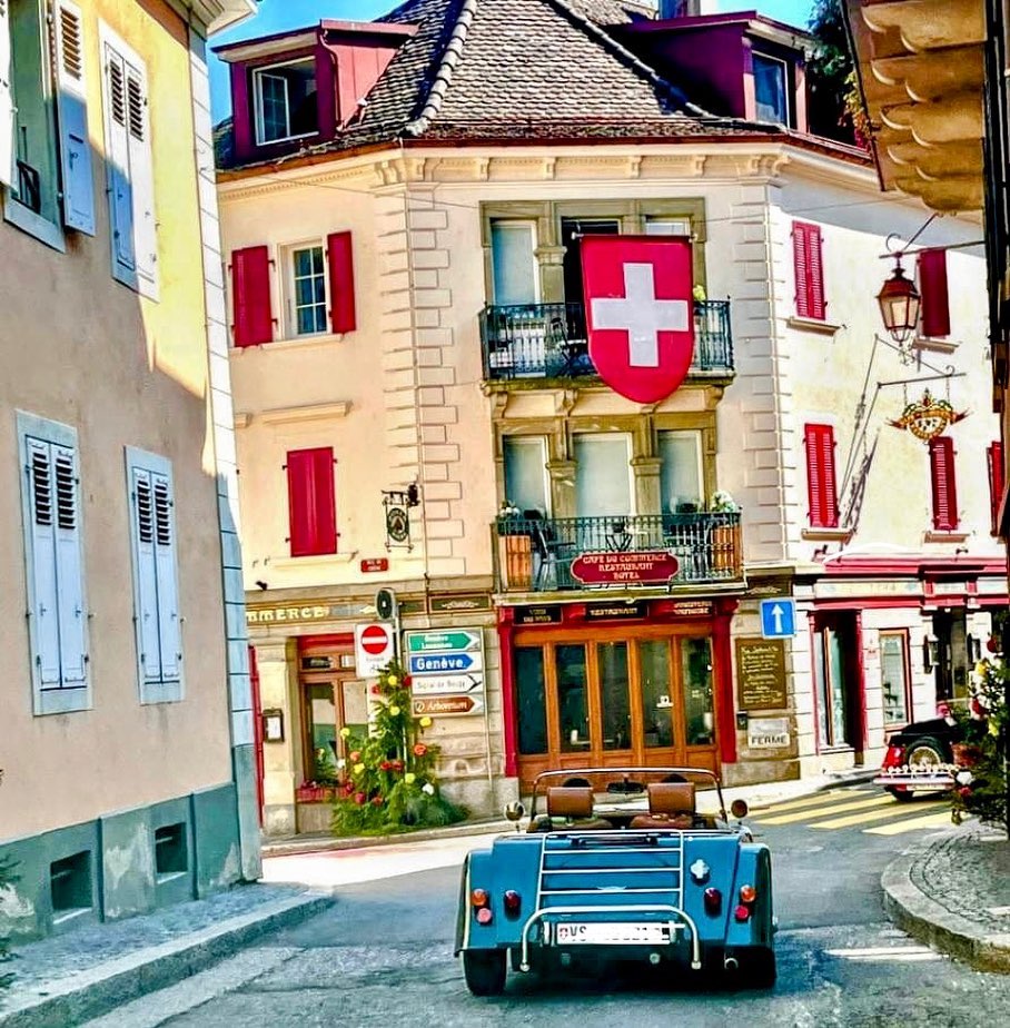 Morgan de toi 😉🌺🐆
.
#rdp🇨🇭#morgan #pantheressuisse #feline #rallyedespantheres #rallyehumanitaire #femmesdecoeur #genevaswitzerland #carlovers
