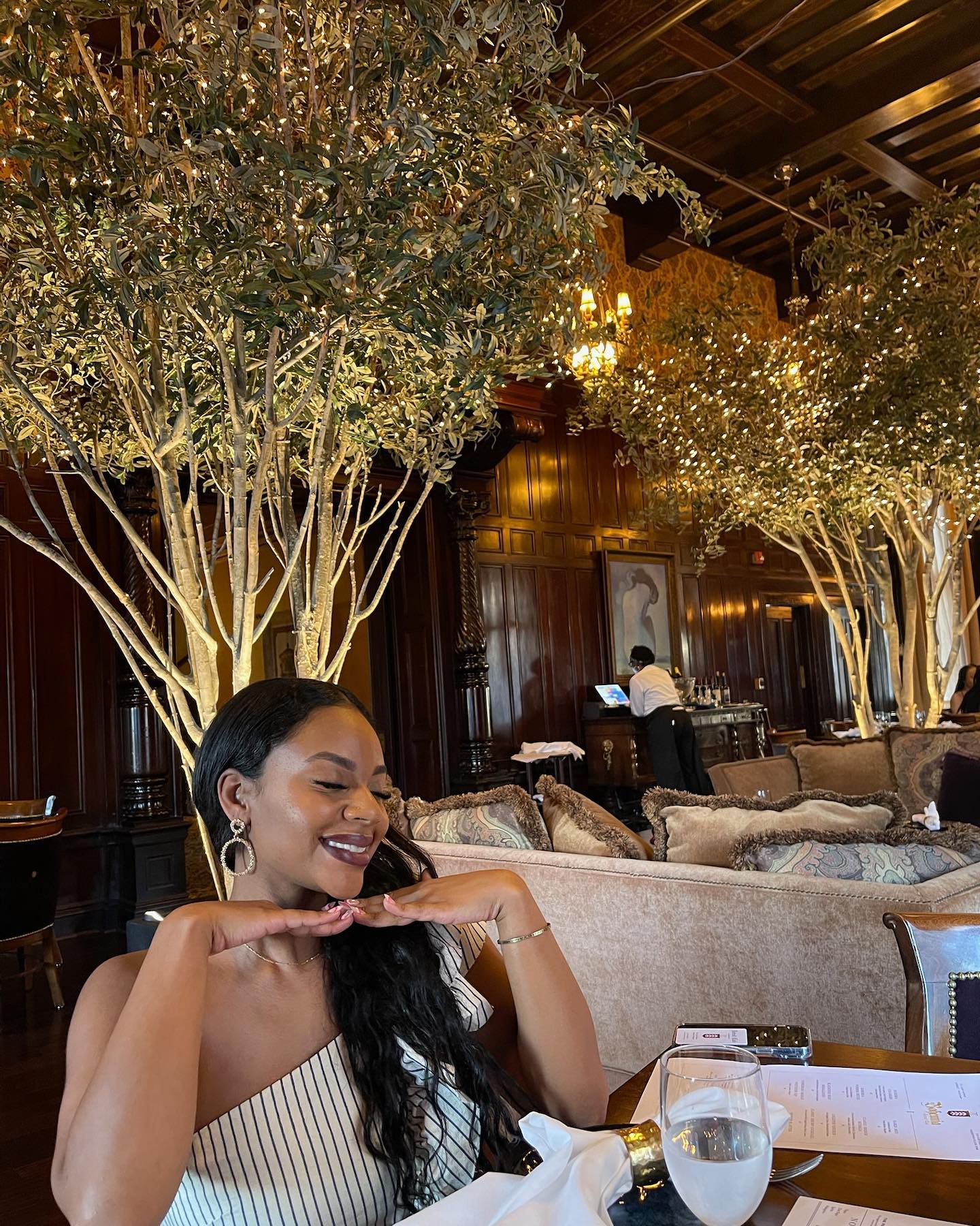 Allow me to introduce myself to those new to the Impressume family. I’m Ariana Smith and I am the founder and brains behind @impressume. ✨
My passion lies with uplifting my community by helping others level up in their careers and land their dream jobs. For over seven years, I’ve had the privilege of guiding and supporting a plethora of individuals on their journey to achieve their professional goals. It truly brings me joy to see others get closer to their future and higher selves in this way.
Be sure to stay engaged with us! 💫Here is where I share job market insights, hiring opportunities, resume and interviewing tips, and more! We don’t gate-keep!
When you’re ready to take the next step in your career, visit my website at Impressume.org to get started with a free consultation. Let’s make your dreams a reality!⭐️
#impressume #levelup #careertipsdaily #careerdevelopment #careercoach #careercoachforwomen #careershift #career #jobseekers #interviewtips #interviewcoaching #interviewcoach #9tothrive #9to5life #9to5chic #worklife #newjob