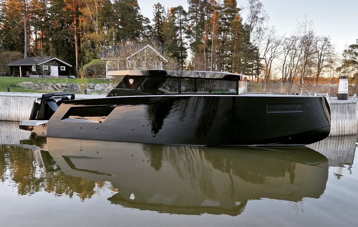 Successful test drive of Brizo Yachts BY40SC OB
We reached a topspeed of 56,2 knots
#brizoyachts #brizo #aluminiumboat #aluminumyacht #fastyacht #volvopenta #mercurymarine #garmin #luxurytoys #luxuryyachts #monaco #cannes #mediterranlifestyle #bigtoys #bigboystoys #mercurymarine #gentlemanschoice #gentlemansride #madeinfinland #v12600