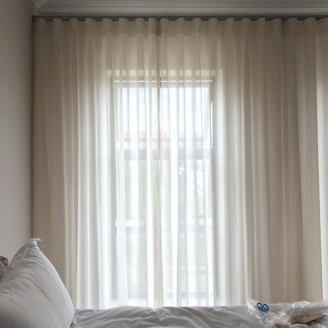 Soft beige voile wave curtains, feather by @homefabrics_sa #curtains #interiors #photosdontdoitjustice