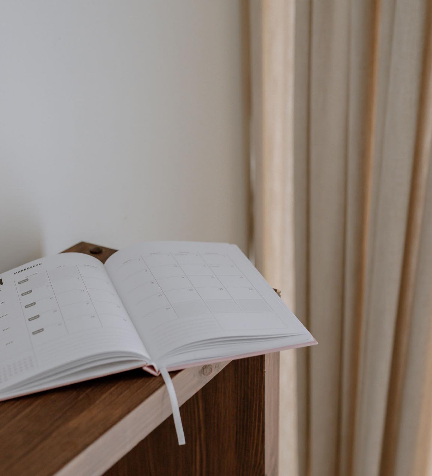 IHANAA SUNNUNTAITA
Ajanvaraus on nyt auki syyskuun loppuun ja pyrimme avaamaan lisää aikoja tarpeen mukaan. Mikäli et löydä itsellesi sopivaa aikaa, voit ottaa yhteyttä info@oakwellness.fi tai suoraan haluamallesi hoitajalle:
sirkku@oakwellness.fi
nea@oakwellness.fi
paula@oakwellness.fi
anni@oakwellness.fi
#hieronta #fysioterapia #hyvinvointi