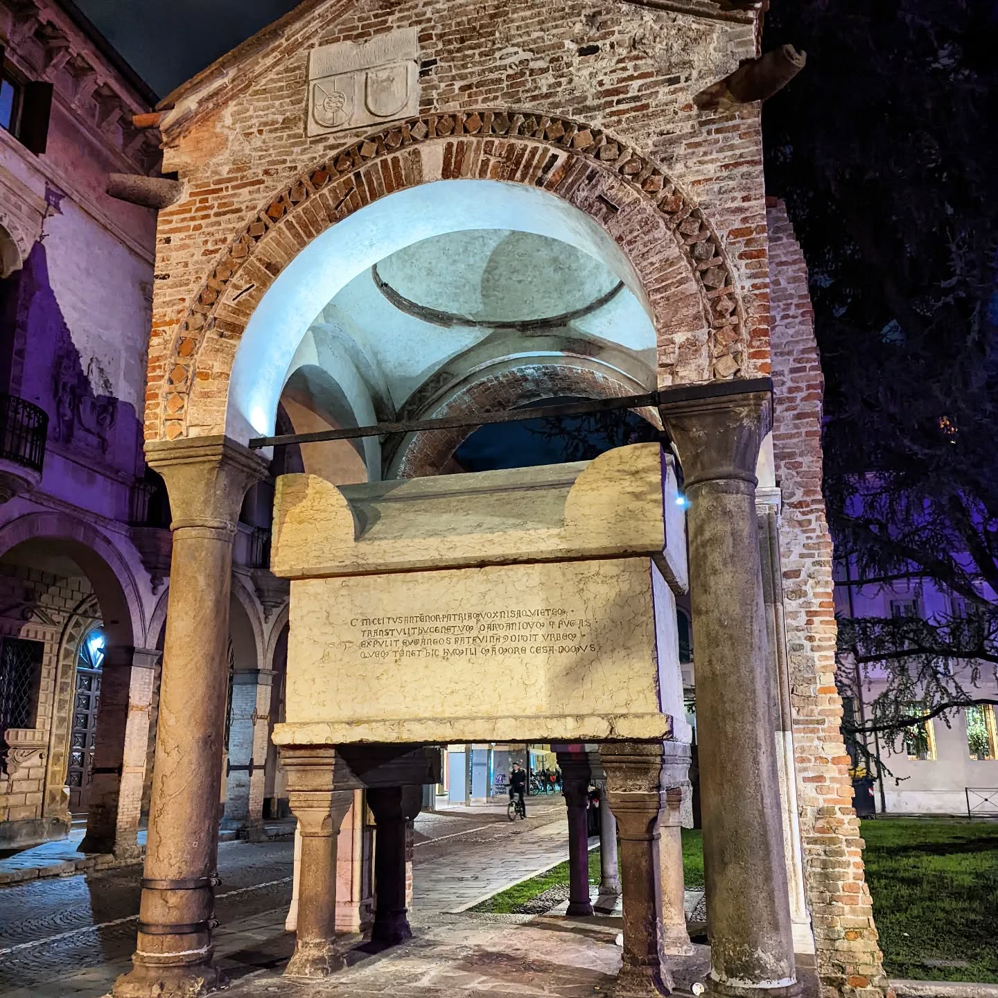 In 1284 the city of Padua uncovered the Tomb of Antenor, a refugee from the Trojan War, thereby increasing the city's status in the medieval world. The tomb still stands in the piazza that bears his name. #latinrocks #PaduaItaly #trojanwar