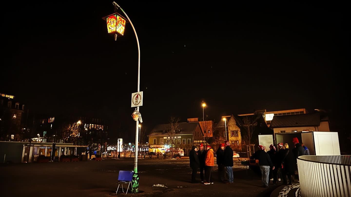 Au mir hei‘s gschafft, d‘Latärne brennt