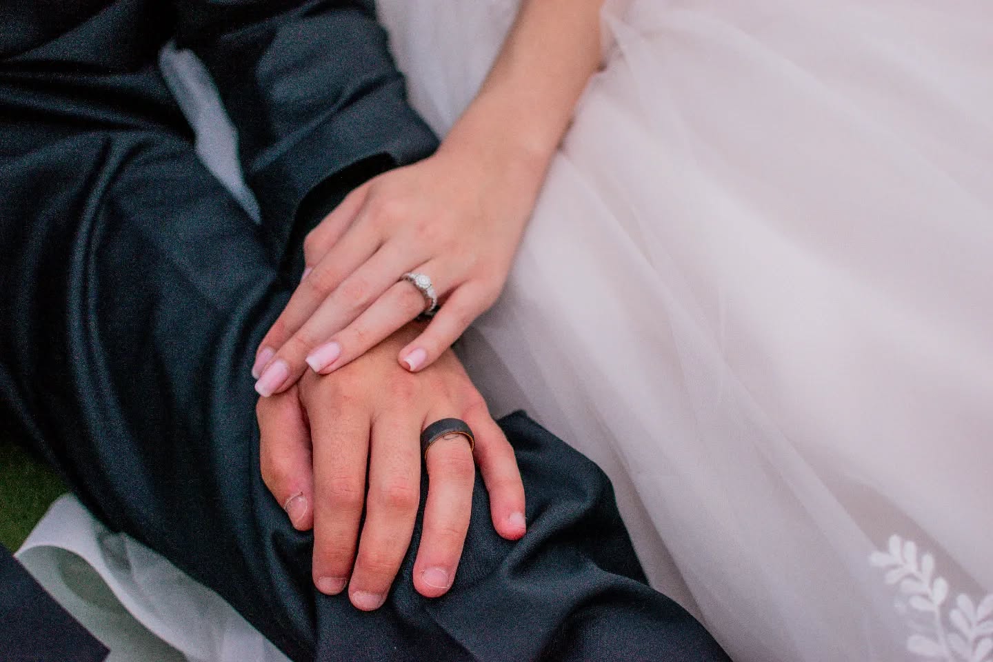 “I need you like a heart needs a beat.”
– One Republic
❤️
#WeddingPhotography #WeddingPhotographer #BrideAndGroom #WeddingDay #WeddingMoments #WeddingInspiration #WeddingPortraits #BrideAndGroomPortraits #WeddingDetails #WeddingDress #WeddingFlowers #WeddingPlanning #WeddingPhotographyTips #WeddingPhotographerLife #WeddingPhotos #WeddingLove #JustMarried #WeddingCeremony #WeddingReception #WeddingMemories @penrynpark