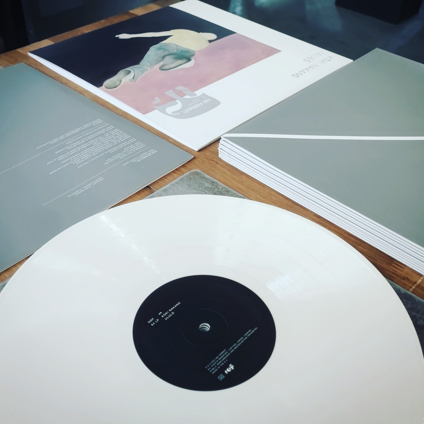 No doubt about it. The good folks at NØ FØRMAT! know how to design a sleek LP.
@noformatrecords @kokinakano_