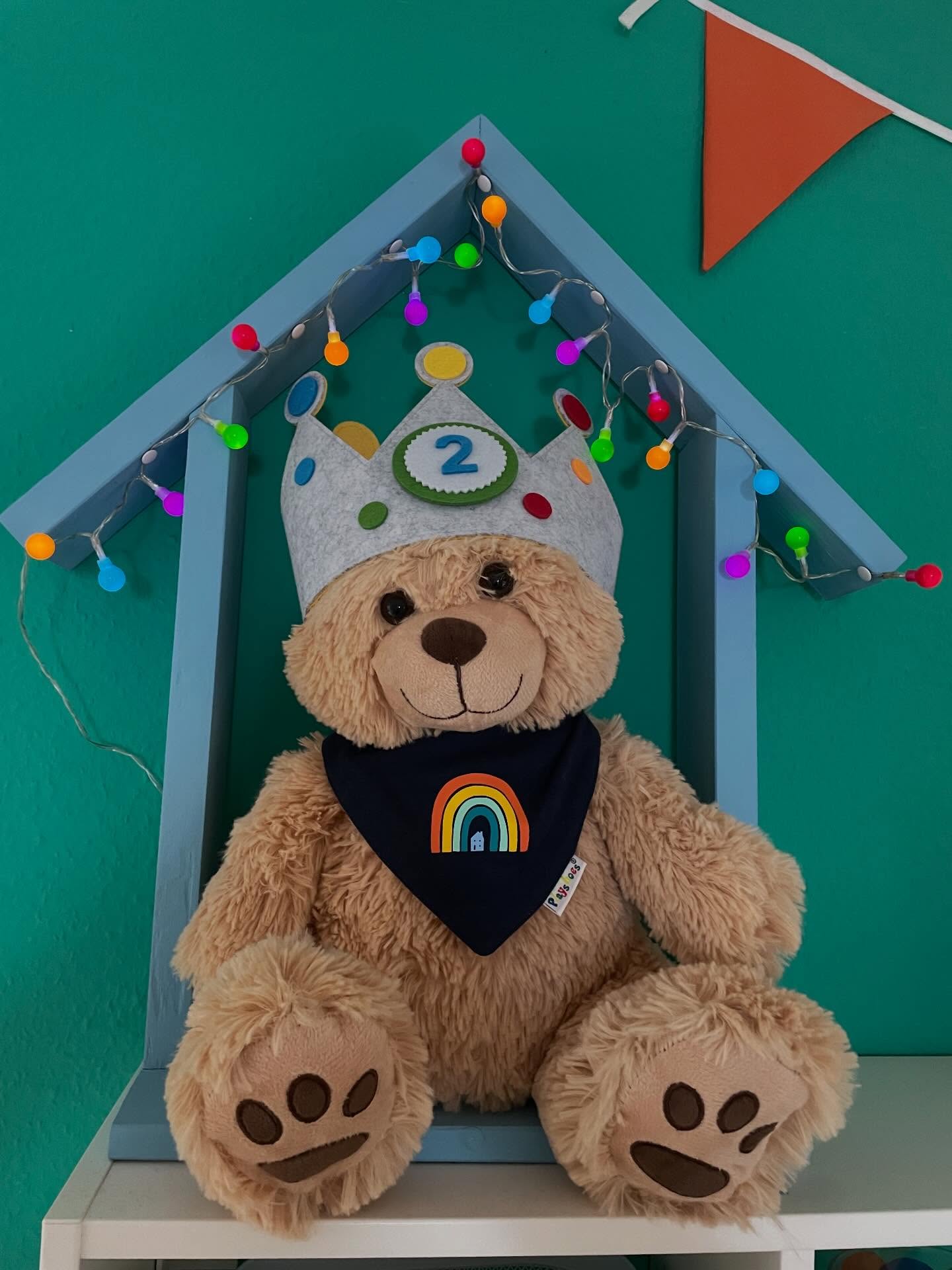 In der letzten Woche haben wir den Geburtstag von Balu unserem Regenbogen-Bären gefeiert 🎉✨Balu hat Kekse und tolle Tierstempel für die Kinder ausgegeben.🐻 Die Kinder haben sich total gefreut und fleißig für Balu gesungen 🎶🥰
#kinder #kindertagespflege #kita #balu #regenbogen
