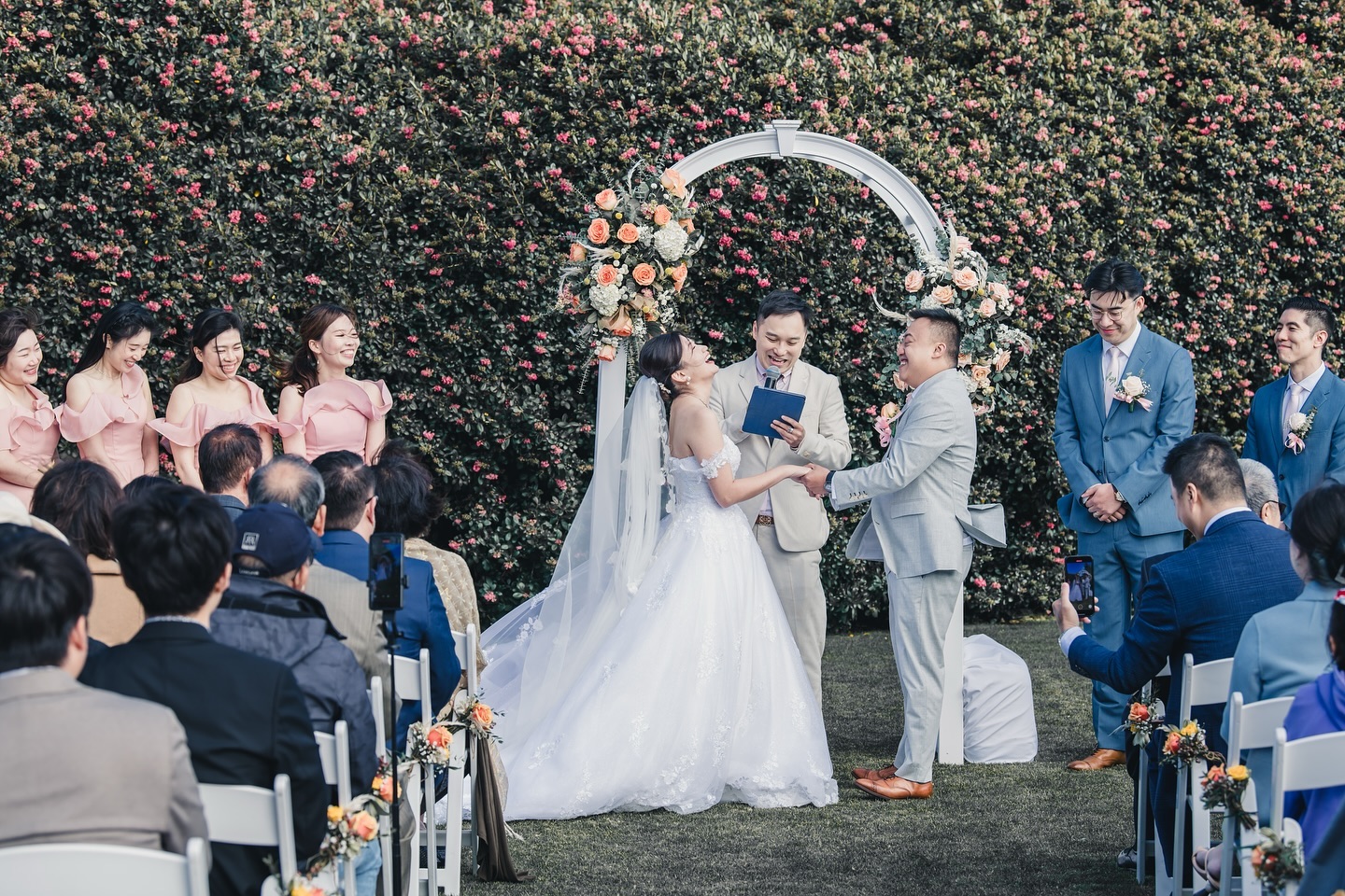 All the excitement of planning leads up to this moment. Standing across from your person as they vow to continue to make you laugh this hard forever 💕
•
•
•
#presidio #wedding #presidiogolfcourse #love #sfwedding #loveislove #married #bride #bigday #bayareawedding #sanfrancisco #bestdayever
