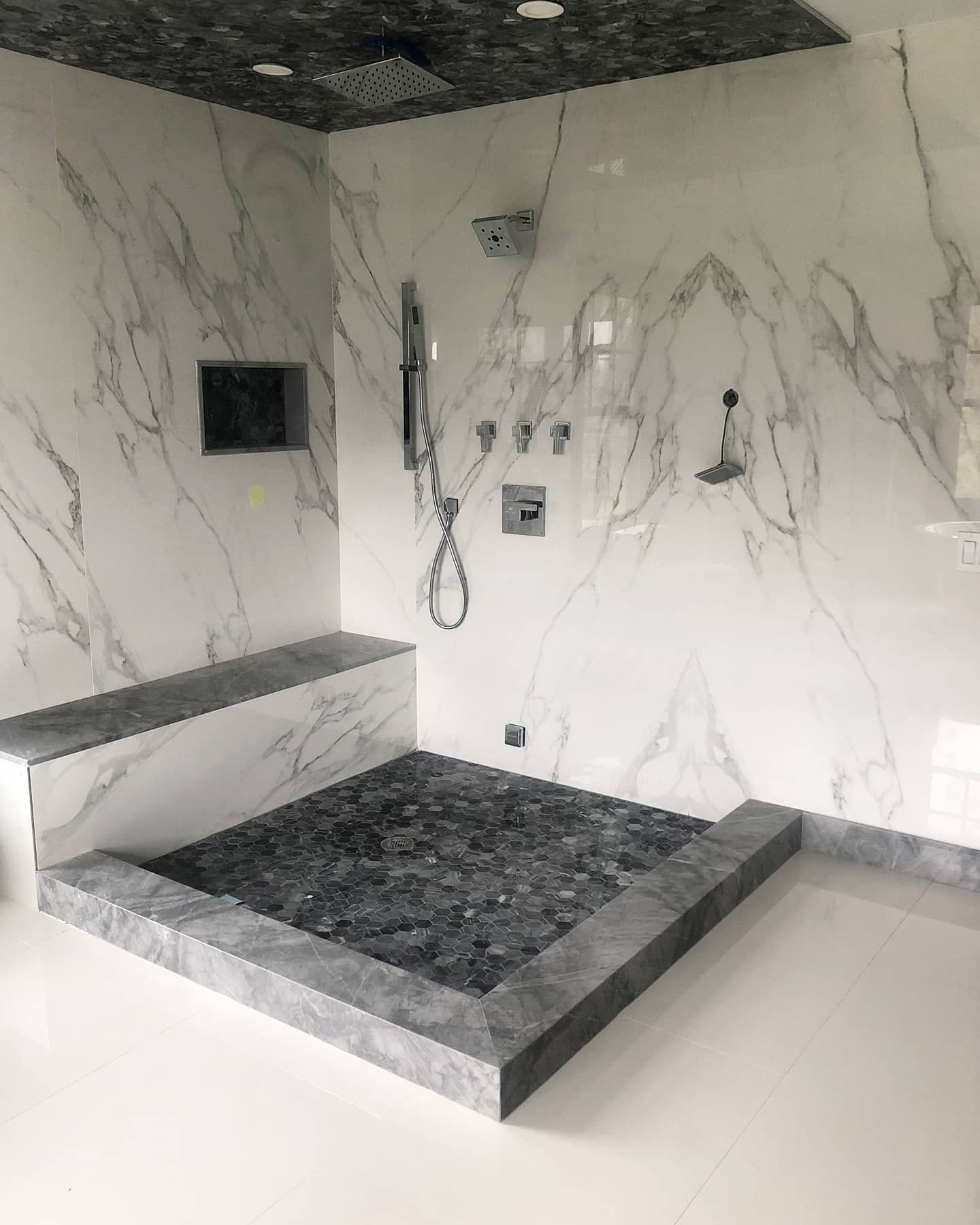 Master Bathroom #omegacmg
#remodel #design #masterbath