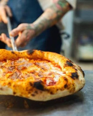 This beats any Friday night takeaway.
That golden crust? 48 hours of fermentation. Those toppings? Your choice, your kitchen, your masterpiece.
You don't need years of experience or a pizzeria in your backyard. Just our double-fermented dough balls and your oven.
Restaurant quality. Zero stress. Next-day delivery across the UK. 🍕
Order yours today: www.doughdorks.co.uk