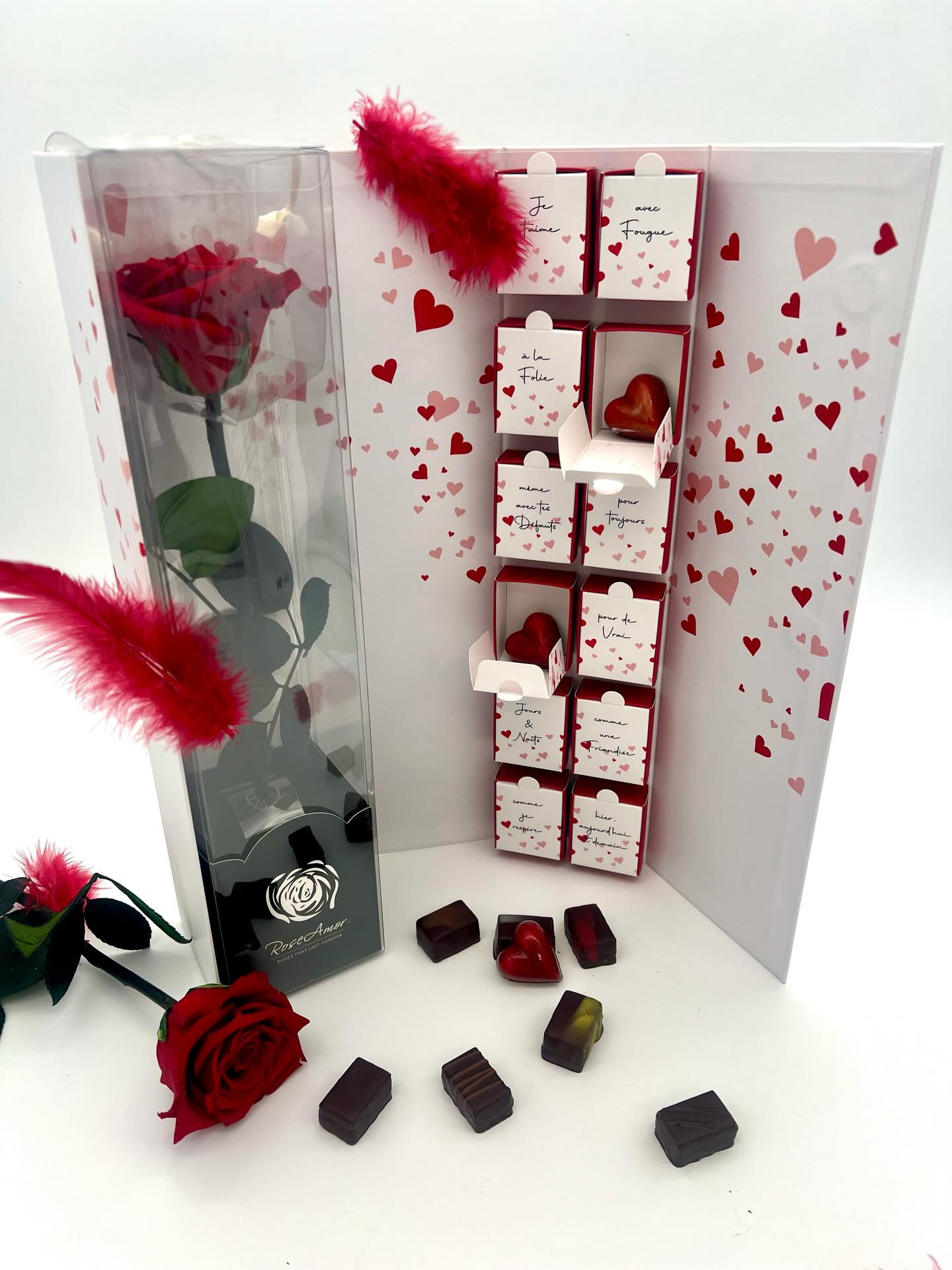 ✨ Coffret Prestige Saint-Valentin – Édition Limitée ✨
Parce que certains sentiments méritent l’exceptionnel, laissez-vous séduire par notre Coffret Prestige Saint-Valentin.
Une création délicate et intemporelle réunissant une rose éternelle, symbole d’un amour qui dure, et douze chocolats d’exception, sélectionnés pour leur finesse et leur gourmandise.
🌹🍫 Un écrin pensé pour sublimer vos plus belles attentions.
🔒 Édition limitée
🖤 Précommandes ouvertes dès aujourd’hui
📦 Retrait impératif avant le 9 février
✈️ (Fermeture pour congés du 9 au 24 février)
💶 45 €
Offrez plus qu’un cadeau.
Offrez une émotion inoubliable.
📩 Quantités très limitées – réservation conseillée.
#love #roanne #chocolatlovers #saintvalentinesday #roannecity
