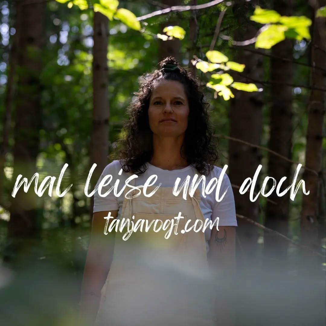 für zeichen, die bleiben.
"Mut ist manchmal leise und doch unüberhörbar."
www.tanjavogt.com
#tanjastexte
#textingstudio
#zeichenstilundemotion