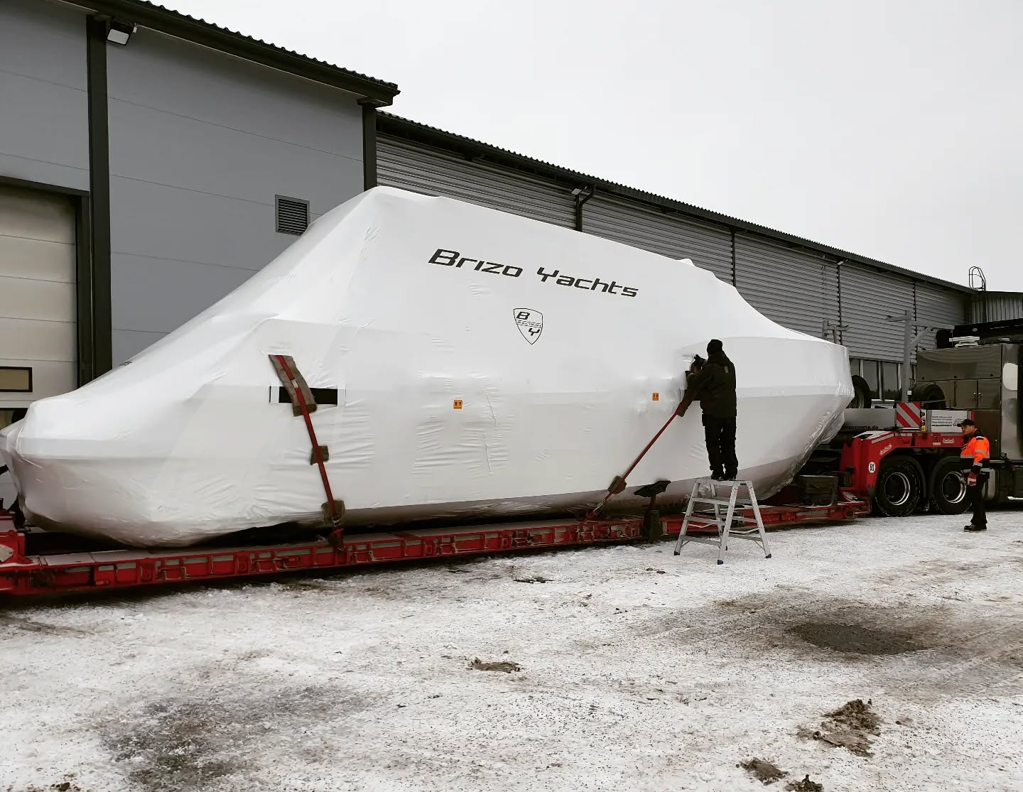 BY42 Delivery day
#brizoyachts #aluminumyacht #mediterranlifestyle #mediterransea #fastyacht #hamiltonjet #volvopenta #garmin #madeinfinland #spain