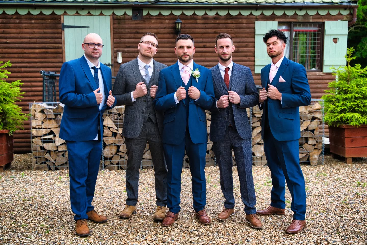 Location: @thevenueatkm
#wedding #weddingday #weddingdress #weddingphotography #weddingideas #groom #groomsmen #peakyblinders