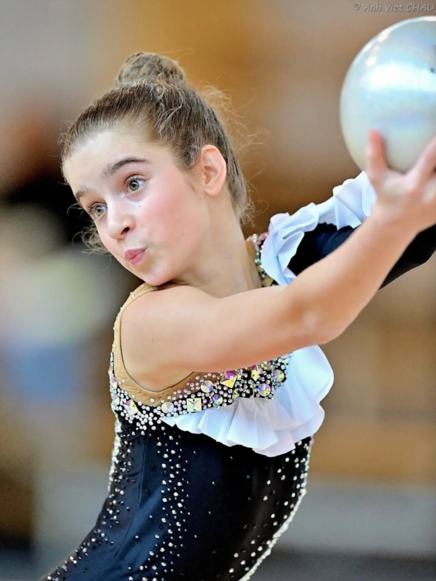 Thank you @be1stof for releasing such amazing photos from Elegance Cup 2026. It's great to see those moments just before and after going on the carpet 💕