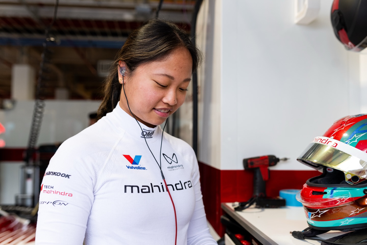 First @fiaformulae race weekend ⚡️
Super glad to have been able to take part in the rookie free practice and experience my first Formula E race weekend with @mahindraracing in Miami! 🙌
Huge thanks to the team for the opportunity to drive the FE car again. Lots learned and I hope to be back in the car again soon! 👏