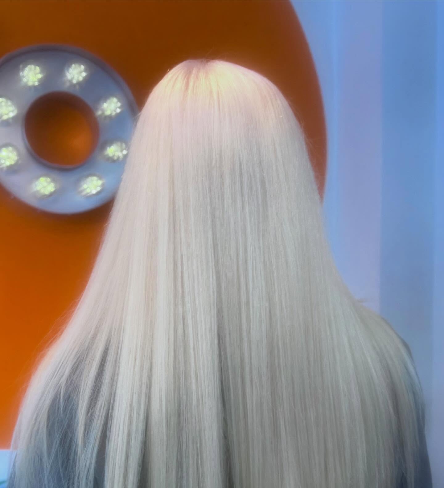 Do… are bleach specialists! By Arron #ryde #iow #isleofwight #coachparty @wearecoachparty … the beautiful Steph managed to take time out of her busy schedule and get her roots sorted ! We love u 😘
Coach Party new single titled “Nurse Depression” is out now -and we know lots of you enjoy seeing them at @stringsvenue last week!