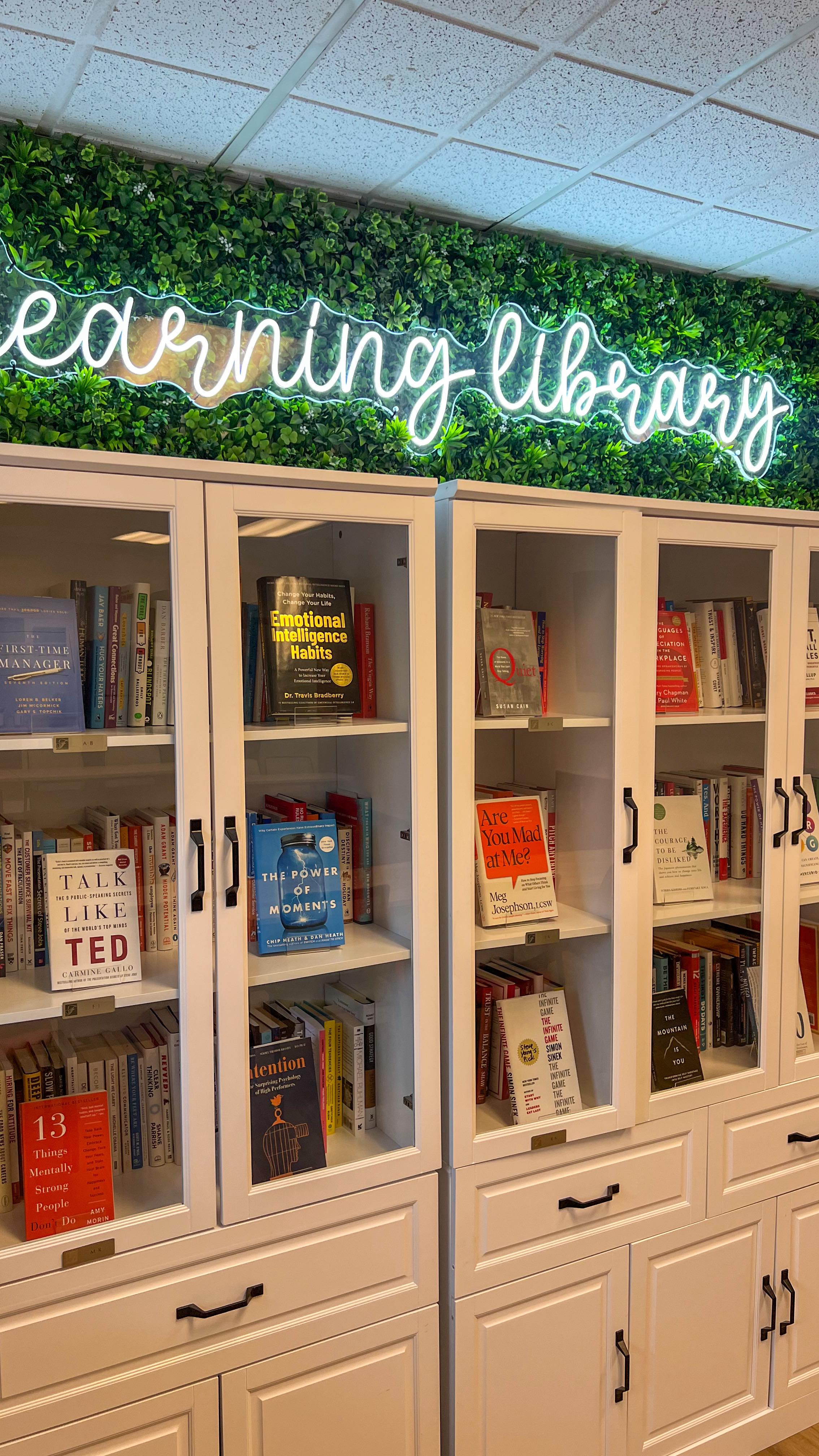 Your next chapter starts here! 📖
From leadership to personal growth, our learning library at @fairmontbanff is stocked with 200+ titles, all hand-picked and thoughtfully recommended by our leaders to support your journey.
#MakeSpecialHappen #LeadershipDevelopment #LearningAndDevelopment