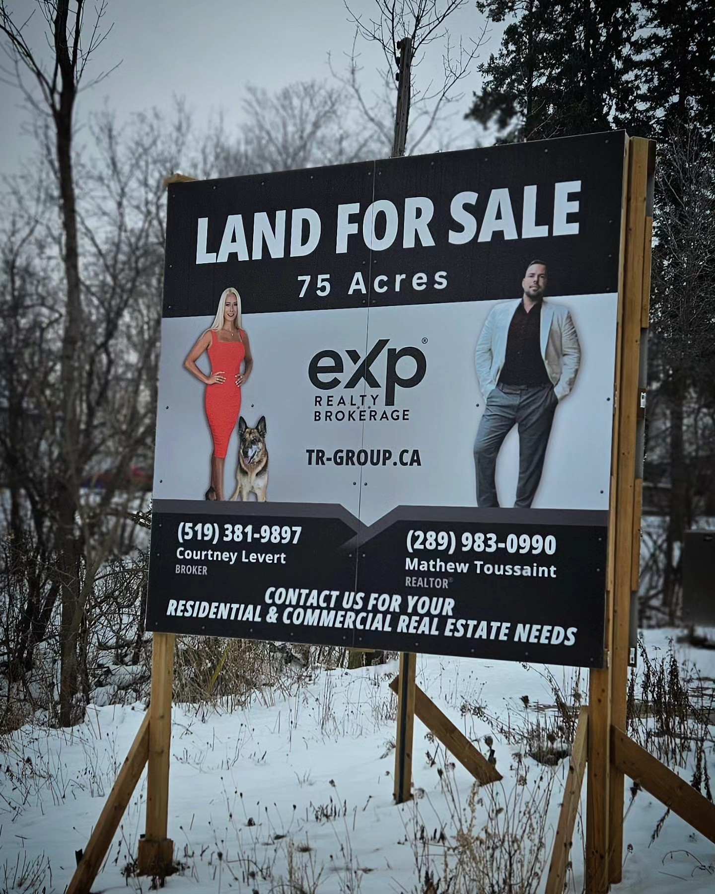Looking for a large piece of land to get out and enjoy some winter fun on? This sign we designed can point you in the right direction to 75 acres of land for sale in Conestogo, Ontario!
1751 Sawmill Rd, Woolwich, ON
MLS® Number: X9012554
#bbmarketing #marketing #smallbiz #TRGroupbyexprealty #Woolwich #waterlooRegionRealestate #forsalebytrgroup #Landforsale #signdesign