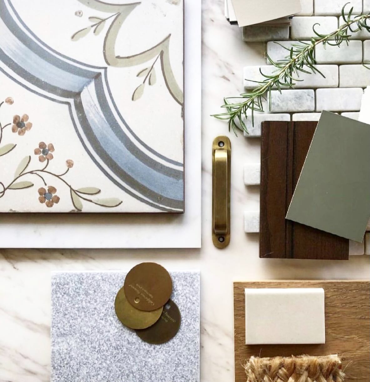 Turning Vision into Reality-
We found the perfect group of investors, partnered with them to purchase a distinctive property, and are overseeing the full renovation process—so they don’t have to worry about a thing. From design to leasing, Boutique Properties handles every detail, turning potential into profit while preserving the character of the investment property.
Our mission: Connect investors, manage properties, and make the process seamless from start to finish.