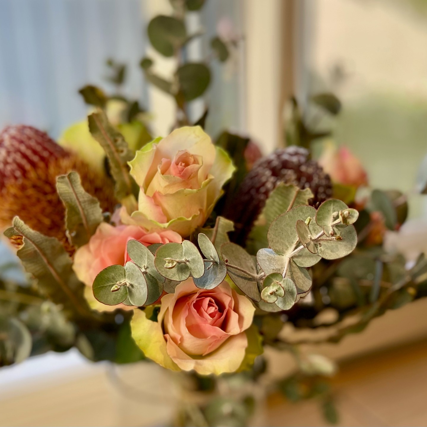 Start your week with beautiful fresh flowers for your home or for family and friends! Flowers available for delivery this week. #thecuriousrabbitflowershop #balmainflorist #flowerdeliveryinnerwest #rozelleflorist #gladesvilleflorist #flowersinnerwest #onlineflowerdelivery #sayitwithflowers #lilyfieldflorist #flowersbalmain #leichhardtflorist #marrickvilleflorist #drummoyneflorist