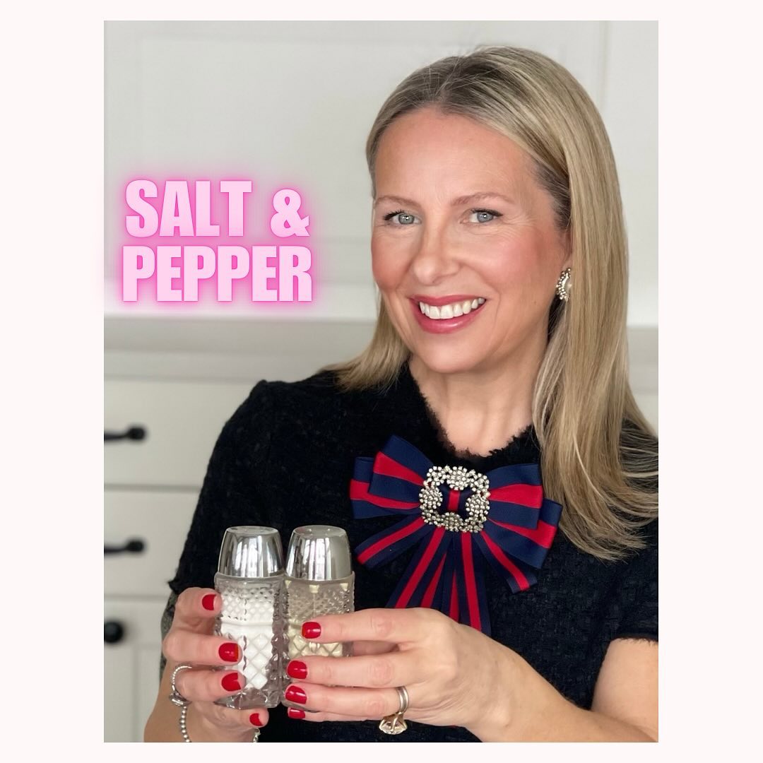 Salt & Pepper stay together 🧂💫
My 3 tips below ⬇️
1.) Always try your food first before you put on any seasoning!
2). Salt & Pepper are a team! Even if you or someone else asks for one, they both move together.
3). Never reach across the table. Always ask for an item to be passed if it’s not in front of you.
•
#manners #mannersmatter #tablemanners #diningtable #diningetiquette #saltandpepper #etiquette #etiqueta #etiquettetips #britishdining #etiquettecoach #fyp #fypage