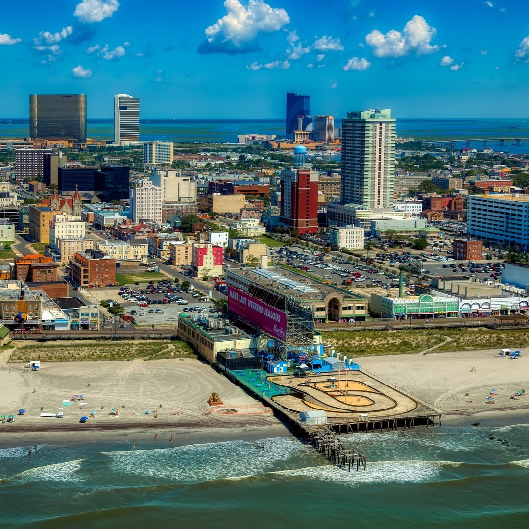 Discover New Jersey: The Garden State Awaits! ๐
I'm off to see Bruce Springsteen tonight! In the meantime why not take a look at the Boss's hometown state: New Jersey! ๐บ๏ธโจ
๐ก Stroll the iconic boardwalks of the Jersey Shore, visit Lucy the Elephant in Margate, or enjoy the vibrant arts and music scene in Asbury Park. ๐ถ๐จ
๐ข Scream your heart out at Six Flags Great Adventure! ๐
๐ Treat your taste buds to NJ classics like tomato pie or a Taylor Ham sandwich.
๐ฐ Roll the dice in Atlantic City and soak up the electric nightlife.
๐ก Discover innovation history at the Thomas Edison National Historic Site.
๐ฆ Get up close with marine life at the Adventure Aquarium.
From beaches to boardwalks, history to nightlife, New Jersey is full of surprises! ๐๐๏ธ
Whatโs your must-visit Jersey destination? Share it below! โฌ๏ธ #VisitNJ #GardenStateAdventures #JerseyShoreVibes