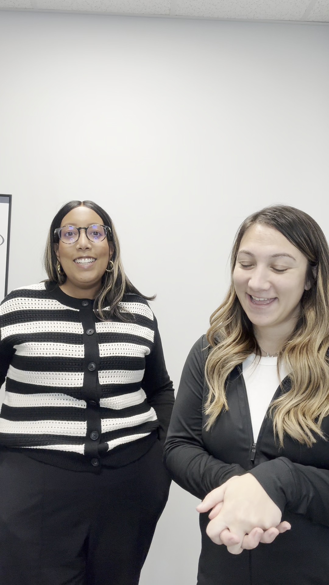 “What can you do now that you couldn’t do before?”
Her answer: “I can stand straighter.” ✨
ㅤ
Better posture isn’t about trying harder — it’s a sign that your nervous system is finally functioning better.
ㅤ
If your body has been holding you back, we’re here to help you break free.
Message us to learn more.