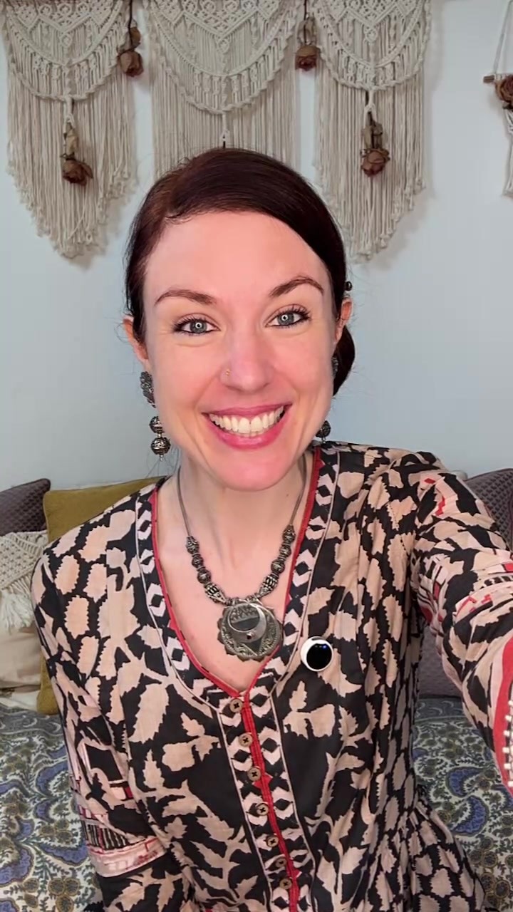 Teasing out the distinctions between Classical Tantra, Neo Tantra and the Tao and exploring the split of s•x and spirit as practitioners.
#truetantra #classicaltantra #neotantra #tao