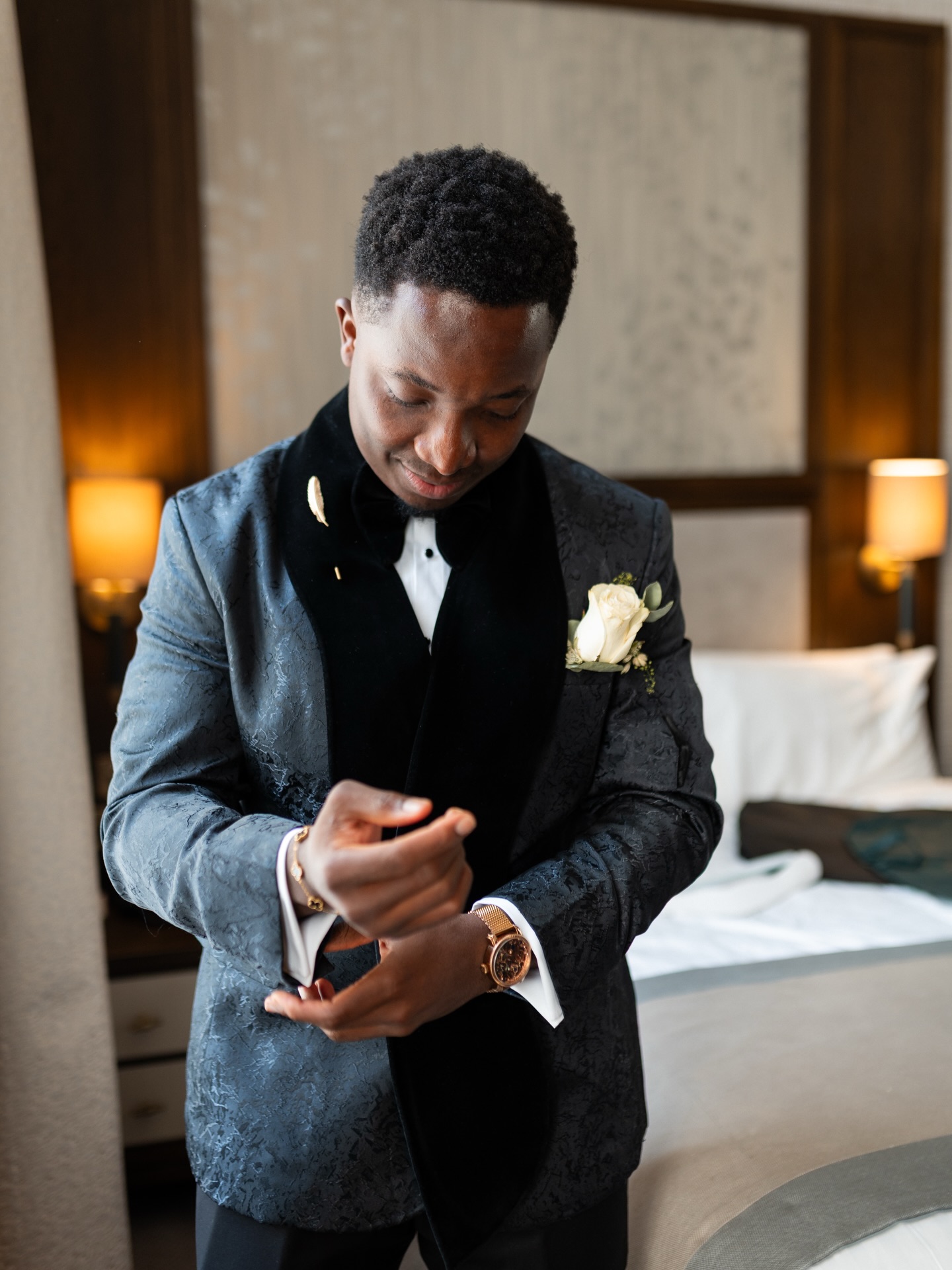 Tailored suit.
Steady breath.
Forever begins here. ✨
#GroomAesthetic #CinematicGroom #WeddingCreatives #EriStudios #WeddingDayFeels