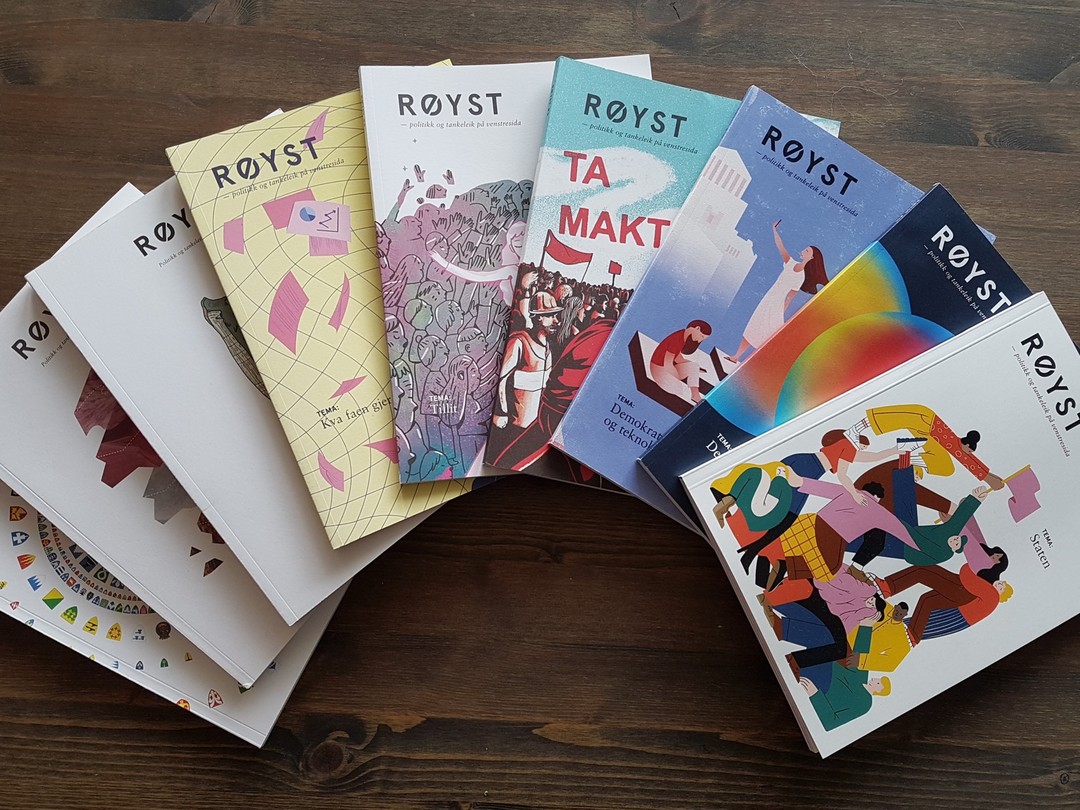 NO KJEM FAKTURAEN FOR HEILE 2021!
I desse dagar sender vi ut fakturaer til alle abonnentar for dei fire neste nummera av tidsskriftet Røyst. Som abonnent vil du dermed motta faktura for alle nummera i 2021 (#15 - #18). Fakturaene vert sendt ut digitalt på Vipps, eFaktura eller e-post. Er du allereie abonnent, bør du undersøkje at vi har registrert riktig postadresse. Om du vil melda fra om ny adresse, e-post eller telefonnummer, kan du senda ein beskjed til post@royst.no!
