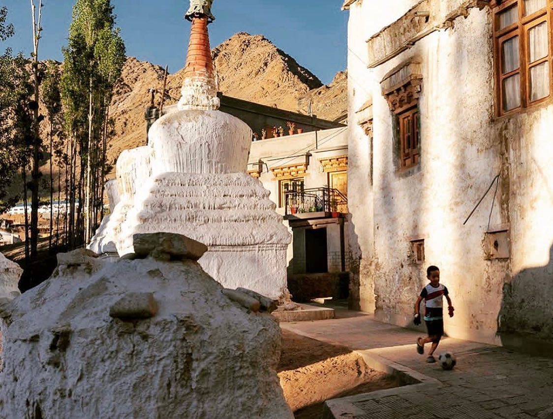 TRAVEL STORIES FROM LADAKH
.
.
"The FIFA World Cup fever. A young boy emulates his soccer heros as he weaves a line through his neighbourhood in the shadow of Leh Gompa, Ladakh.”
.
.
Courtesy @paulharrisphotography
#ladakhbackpackers #travelholic #nubravalley #backpacking #reels #trendingreels #lehladakh #backpackers #trending ##wanderlust #spiritualawakening #instagram #nikonindiaphotography #ladakh #likeforlikes #ladakhdiaries #followforfollow #adventurelover #himalyandiaries #himalayas #ladakh2022 #incredibleindia #shotoniphone #travelphotography#incredibleindia #follow4followback #instalike #instagood #instamood #fifaworldcup2022