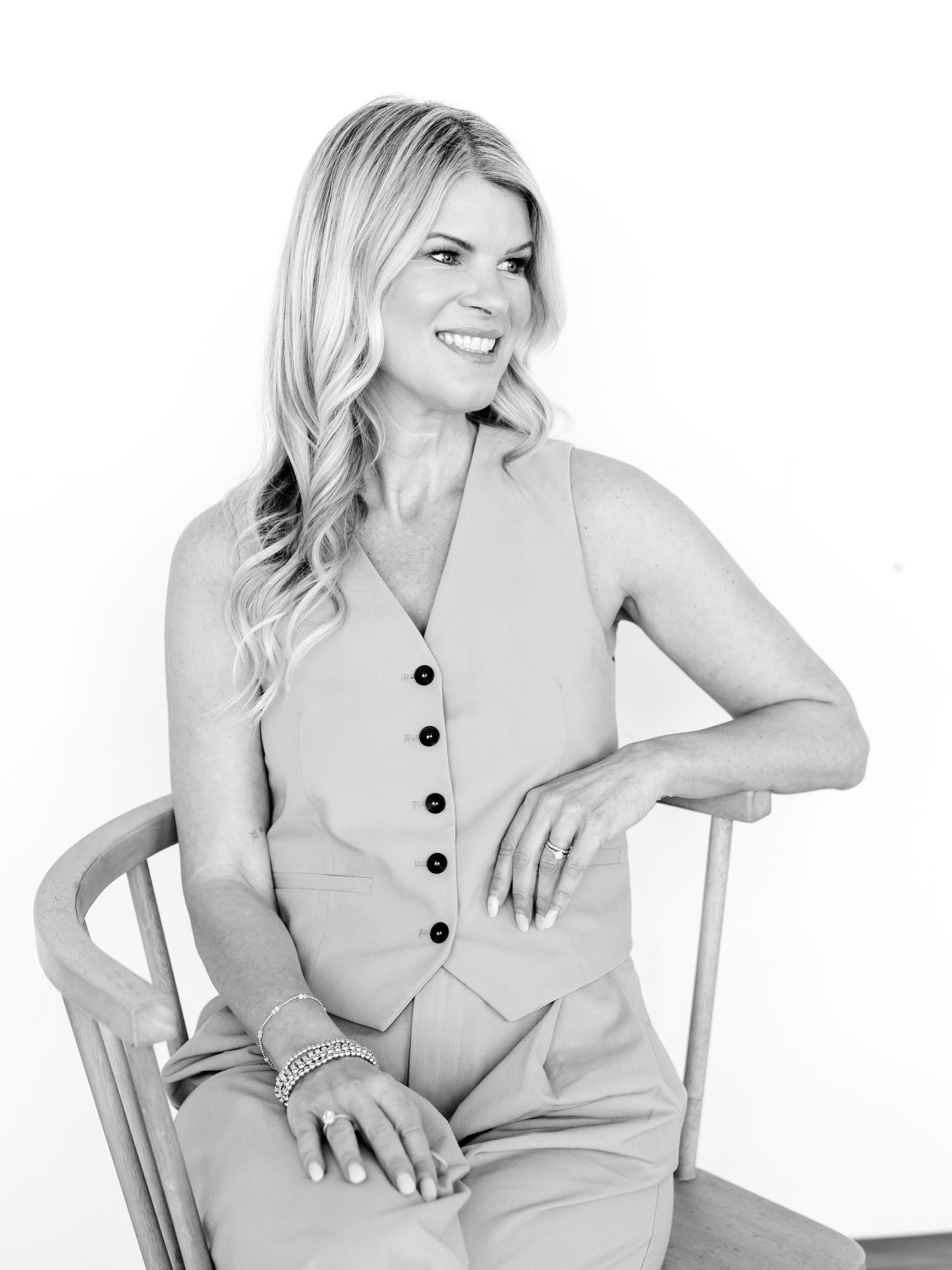 23 years ago today, A Bride Design started with a dream and a few dresses. Today, when I scroll through our social media, I see thousands of brides, families, hugs, happy tears, and memories. Itās the greatest reminder that this business has never just been about gowns, itās about moments that last forever. #GratefulHeart
#BuiltWithLove
#SoThankful
#DreamJob
#LoveWhatIDo