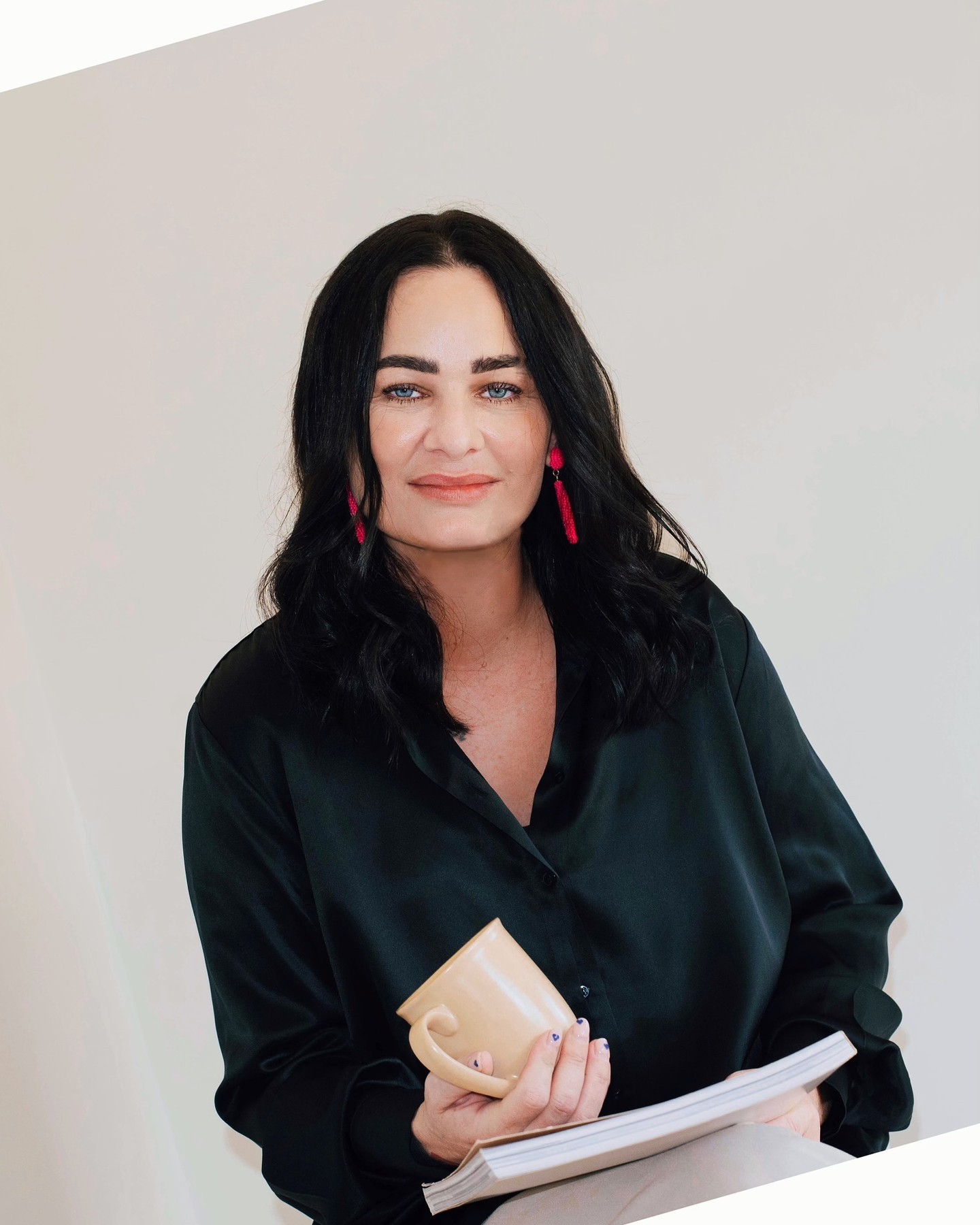 • TODAY'S THE DAY •
The time has finally come for me to put on my 'big girl' pants on (or scrubs?🤔) and show the world what I have been dreaming of doing for far too long....
🥁 *drum roll* 🥁
Introducing... 💃🏼 Niki Lee Aesthetics!!!
Come and visit me in my brand new aesthetic space in South Perth. I'm super excited to take this leap and share this journey with all you beautiful humans! x