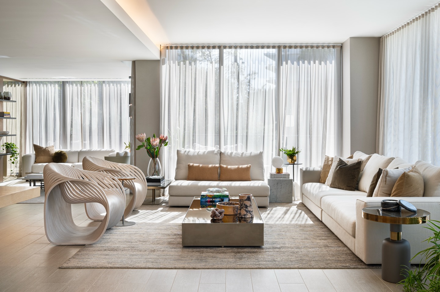 Luxury now is living well.
Elegant comfort and timeless design.
Living room at Five Park Residences, fully furnished by @artefactousa ✨
#MiamiLuxuryRealEstate
#LuxuryRealEstate
#MiamiInteriorDesign
#MiamiLuxuryHomes
#LuxuryLivingMiami