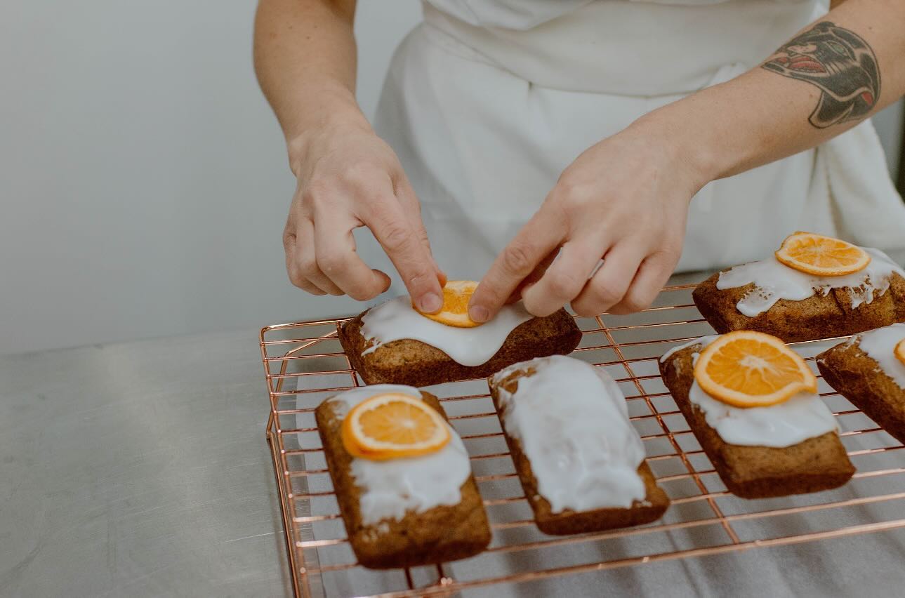 February is here! How was your first month of 2024? Did you try a new baking recipe? Did you create something delicious? Have you kept up with your new years resolution to bake more this year? Comment below and share with us something you made in January!
#CLBA #bakingfuturesbright #pastry #pastrychef #baking #livelaughbake #newyearsresolution