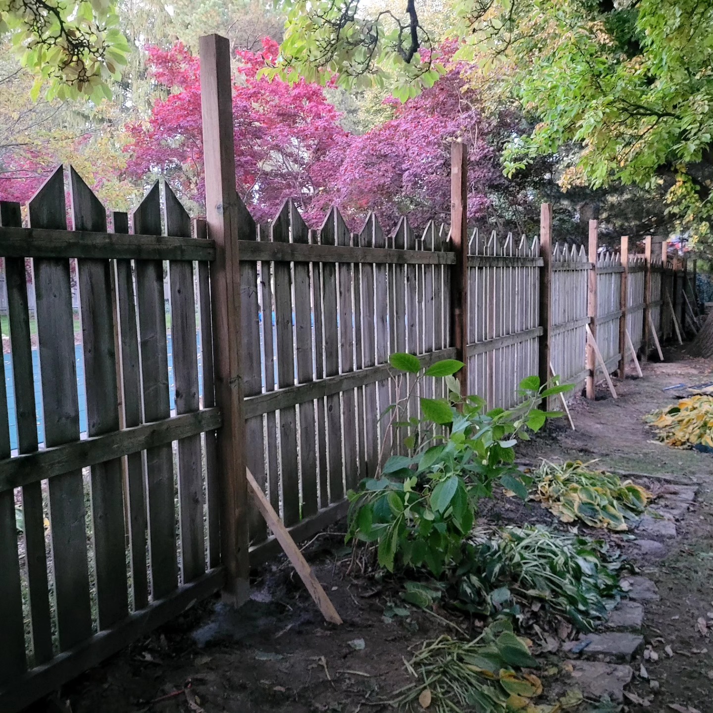 Fence post replacement re using the old panels by Maximus Craftsmanship.
Posts were cut and capped after.
Lack of photos for this project...