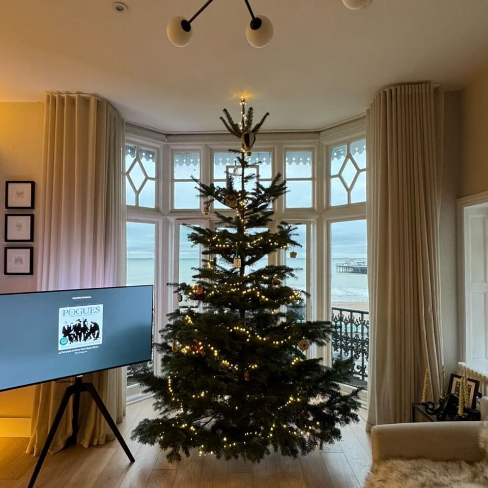 A gorgeous customer photo of one of our trees!
We love seeing them decorated in your homes, please do send us any photos 📸
Shop online at www.thexmastreeboys.net
📍 Visit us in person outside Concorde 2, Madeira Drive.
Tuesday-Sunday, 10am-6pm