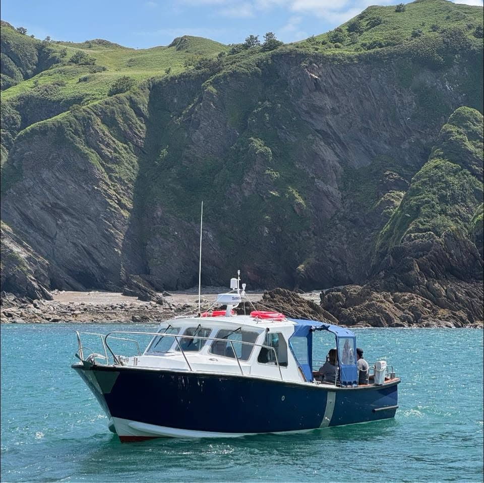 The Kittiwake team has been hard at work, and we’re excited to share our 2026 schedule 🌊✨
🗓 Lundy Island trips are now live through to September
🚤 Coastal cruises are available to book through to June
Our 2026 cruises include:
• Hidden Beaches & Coves (1.5 hrs)
• Bull Point Lighthouse & Seals (1.5 hrs)
• Lynmouth & the Hidden Edge of Exmoor (2.5 hrs)
• NEW for 2026 – Bird Watching Cruise (4 hrs)
• Swim with Seals at Lundy Island (full day)
• Ultimate Lundy Island Adventure (full day)
👉 Visit our website or drop us a message for more information.
You can also pop into our local @woolacombe_tic
🖥️ - www.kittiwake-charters.co.uk