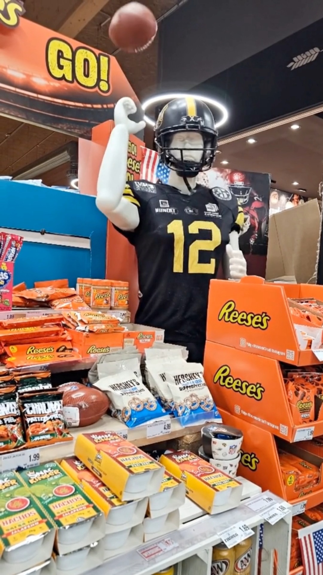 🏈 SUPERBOWL TIME! 🏈
Alles, was du für deine Superbowlparty brauchst gibt`sbei Edeka Kunert in Amberg und Sulzbach-Rosenberg!
#superbowl #party #americanfootball